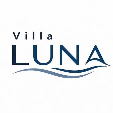 Luna فيلة